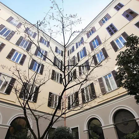 Charme In Brera, 1 Bdrm Milano
