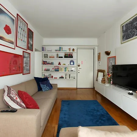 Charme In Brera, 1 Bdrm Milano